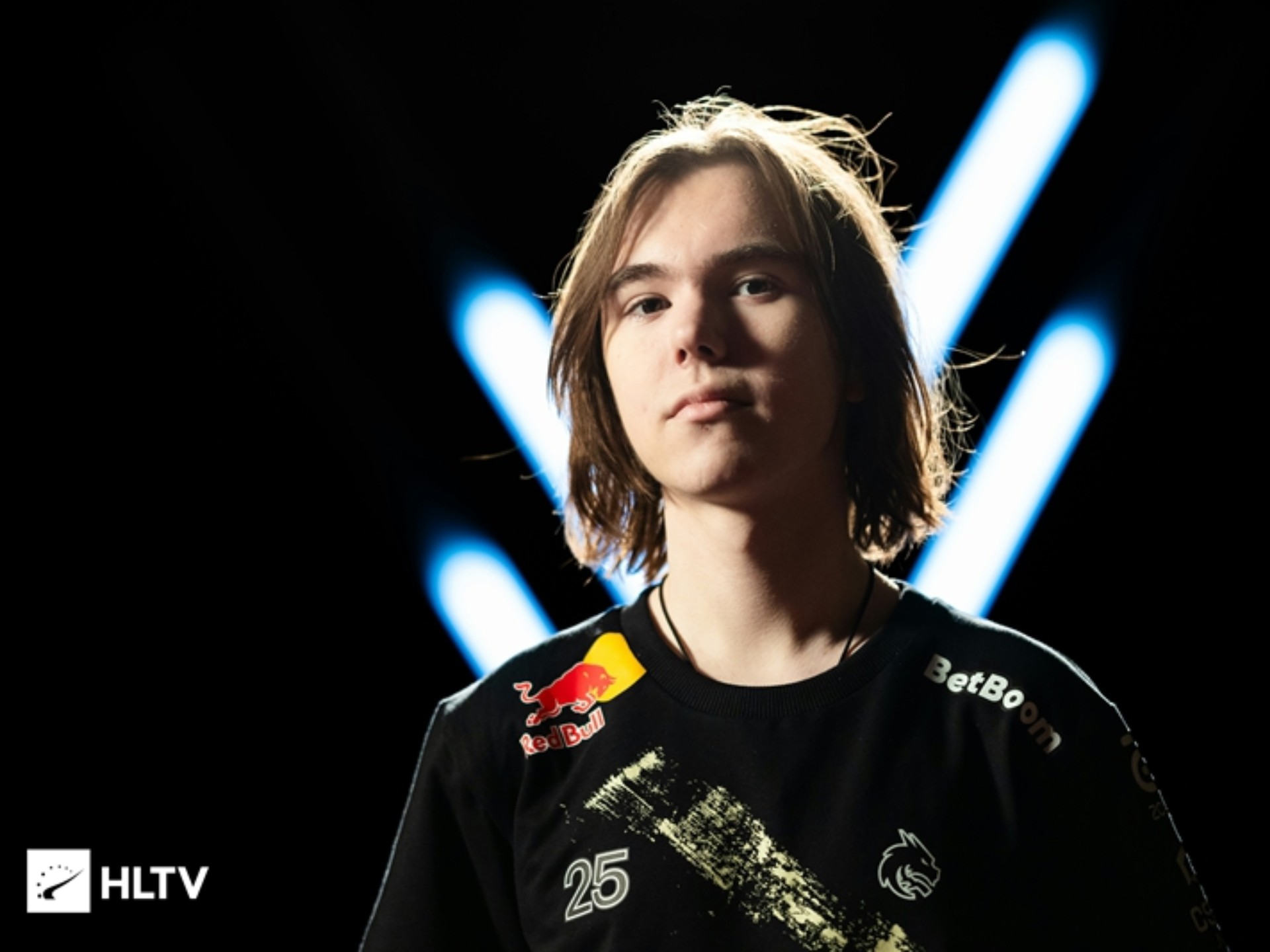 DOTA2圈内人爆料：搞DOTA2不如LOL赚钱？