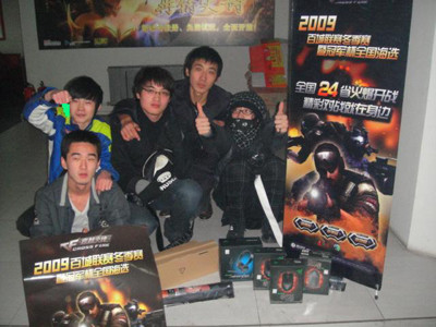 恭喜Kanavi夺得年度最佳打野：一同磨砺，我们继续前行